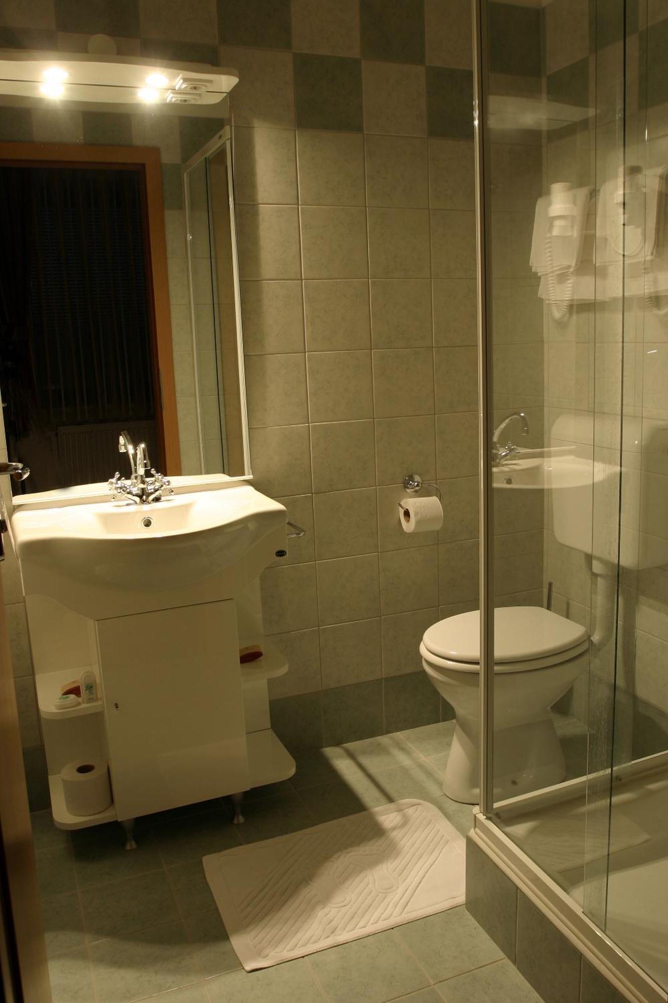 Hotel Oskar Zaplata Preddvor Rom bilde